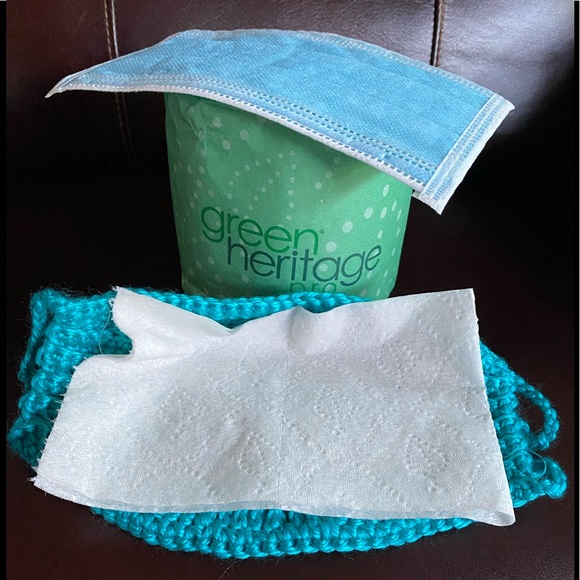 Decorative Hand-knitted Face Mask - Picture 6 of 11